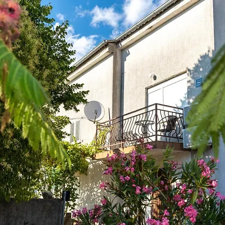 Vakantiehuis House Lora